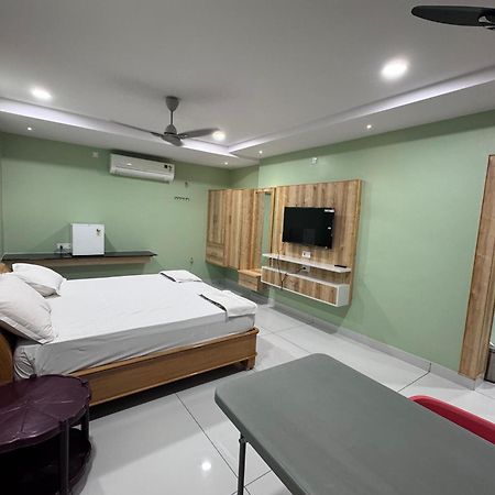 Yanam Resorts Exterior foto