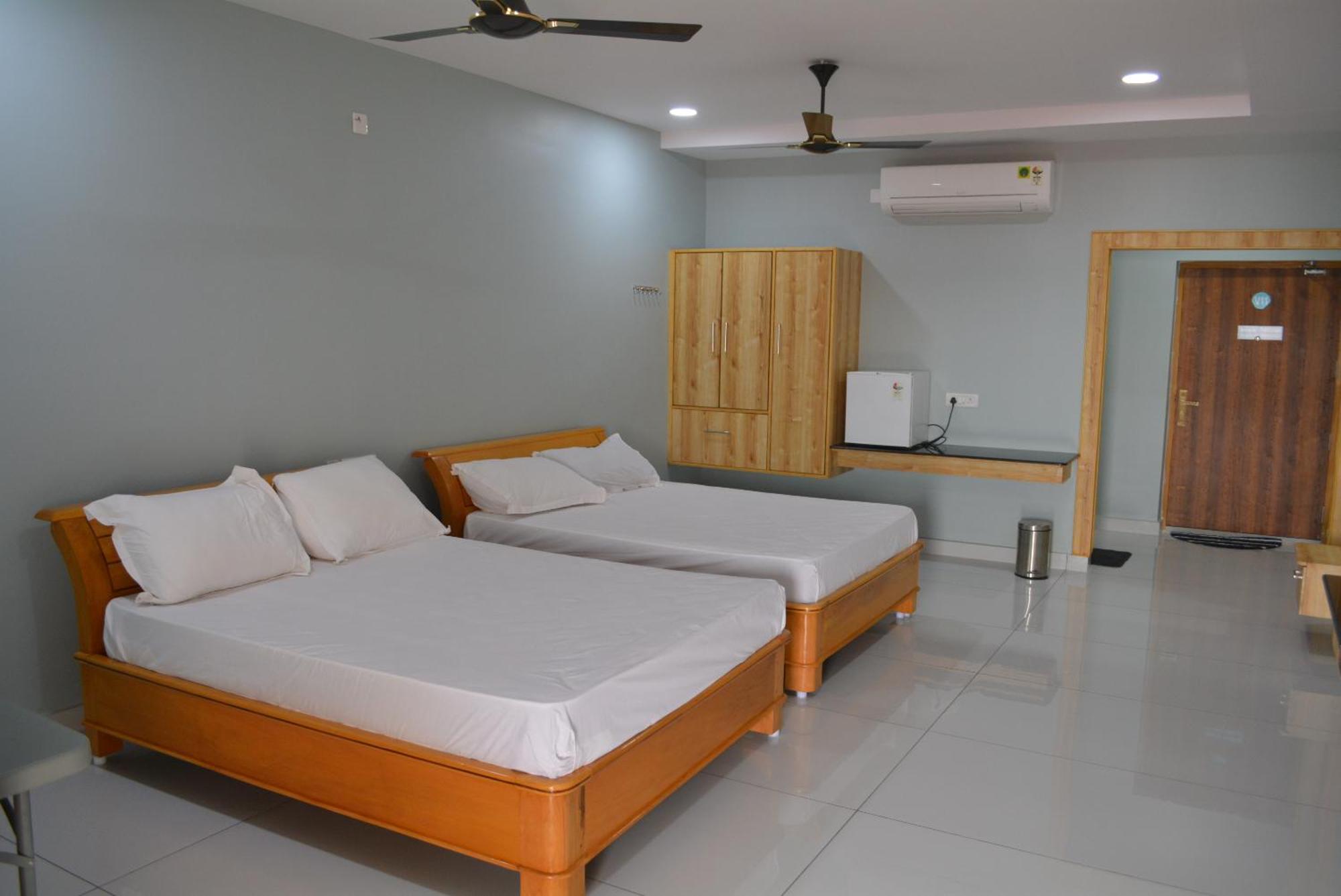 Yanam Resorts Exterior foto